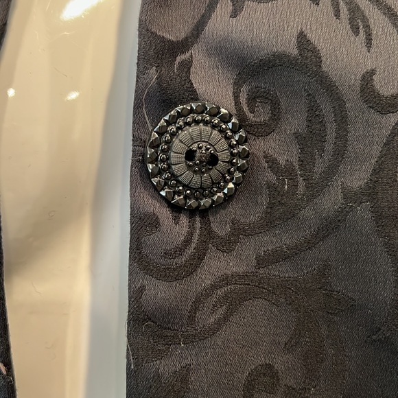 Jacket - Picture 3 of 8